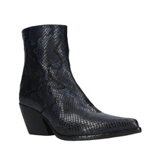 Last inn bildet i Galleri-visningsprogrammet, ELENA IACHI 6525-2