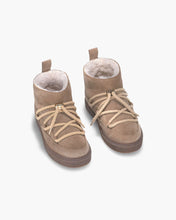 Last inn bildet i Galleri-visningsprogrammet, INUIKKI 8816-2  BEIGE LOW CLASSIC
