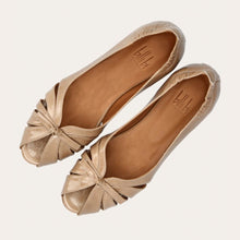 Last inn bildet i Galleri-visningsprogrammet, BILLI BI 2390-2
