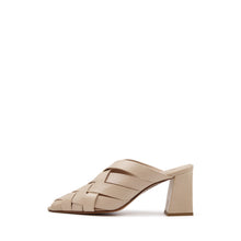 Last inn bildet i Galleri-visningsprogrammet, Laura Bellariva 6042-2
