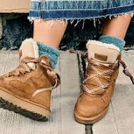 UGG 8445-2