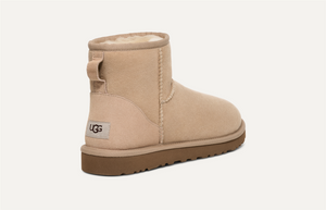 UGG 8012-2