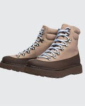 Last inn bildet i Galleri-visningsprogrammet, Mono 8750-2
